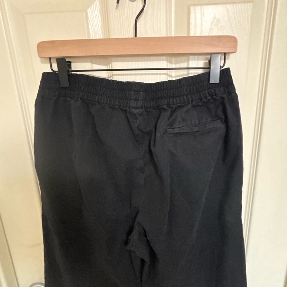 Everlane Black Pull On Tapered Pants Elastic Waist Minimalist Size 4 - Picture 6 of 7